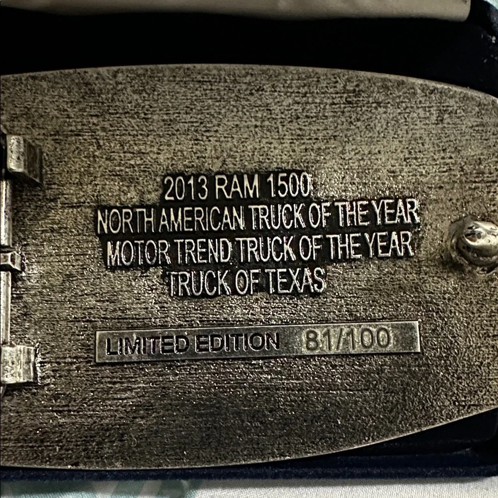 Montana Silversmiths 2013 RAM 1500 Belt Buckle 81/100. Truck of the Year. - Picture 5 of 6
